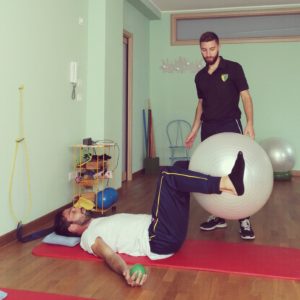 Esercizi di ginnastica posturale